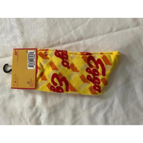 🍁Eggo Crew Socks, Men’s shoe size 6-12 novelty socks - Picture 2 of 5